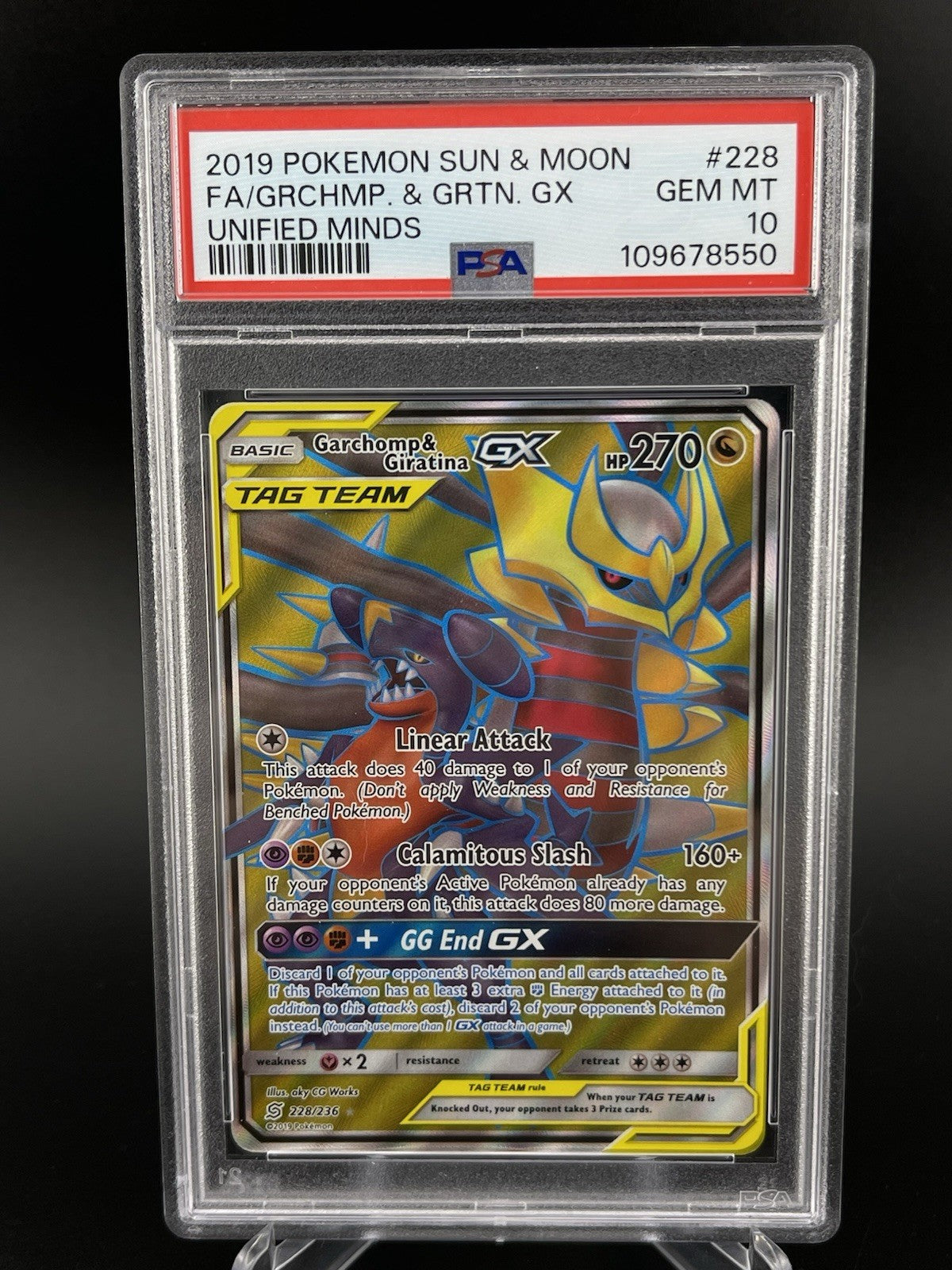 PSA 10 Gem Mint Garchomp & Giratina GX 228/236 Unified Minds S&M Pokemon TCG