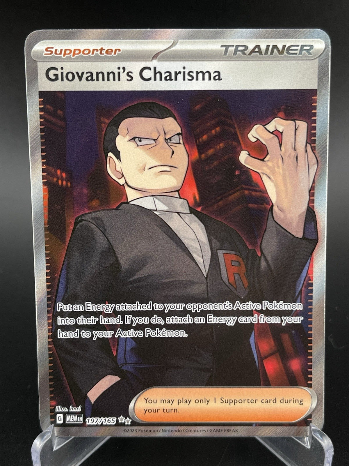 Giovanni's Charisma 197/165 Scarlet & Violet 151 Pokemon TCG Card NM