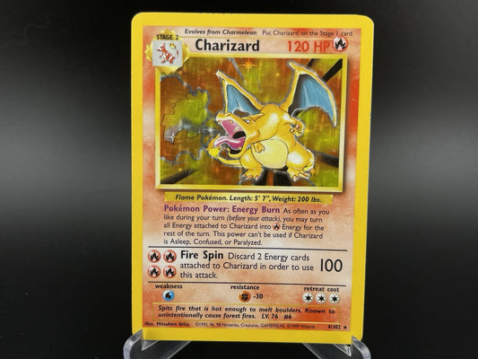 Charizard 4/102 Base Set Unlimited Holo 1999 WOTC Vintage Pokémon TCG Card MP